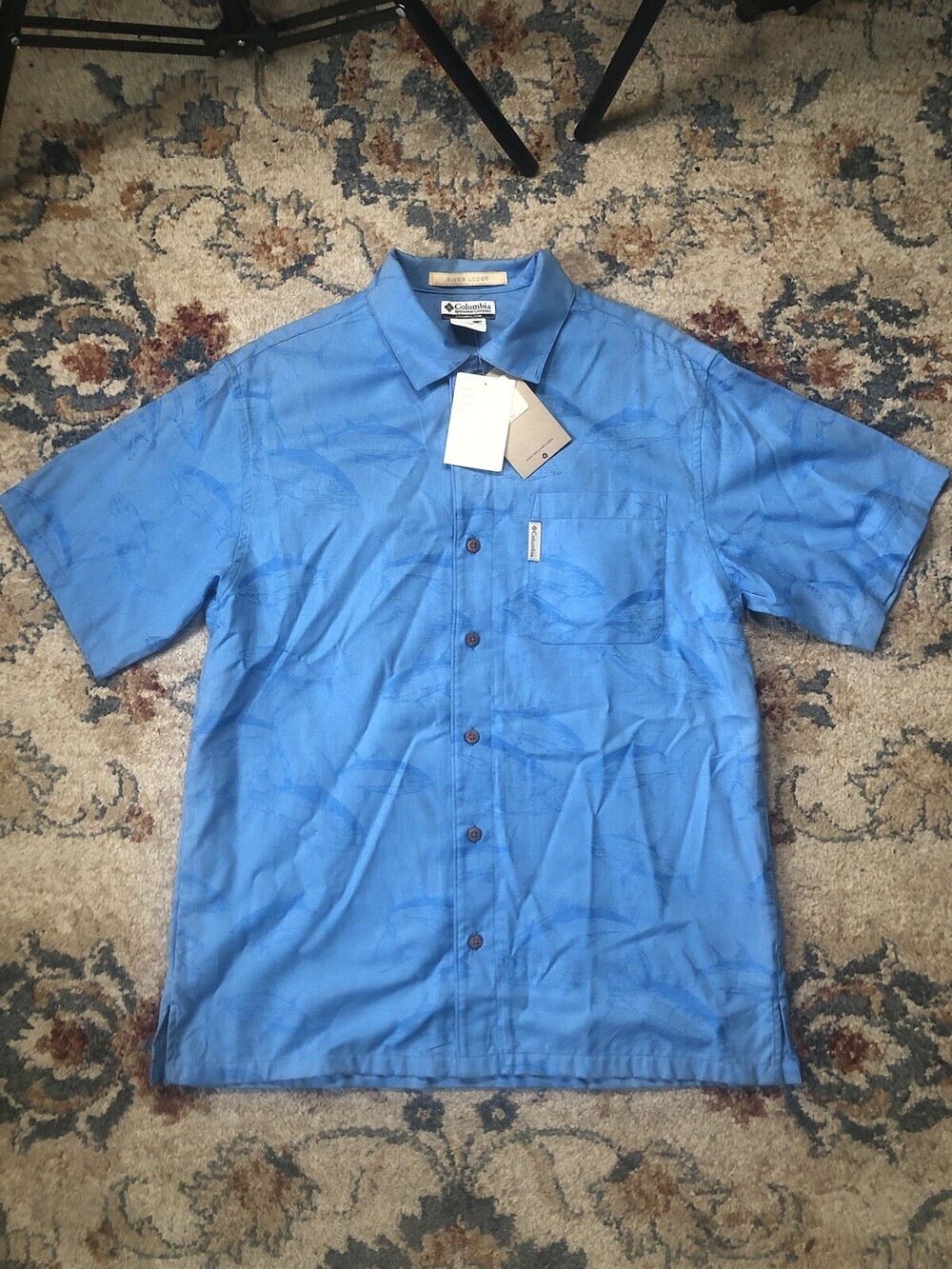 Columbia River Lodge All Over Fish Print Men’s Medium Blue Button Down NWT